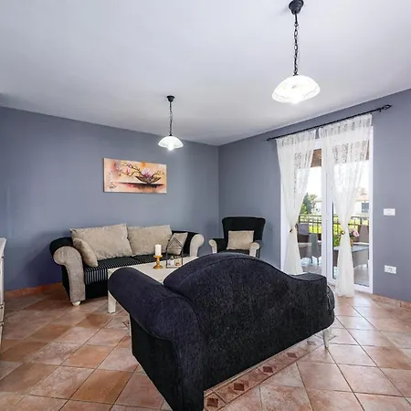 Stunning In With Wifi